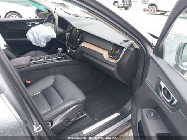 YV4102RK4M1798343 Volvo Xc60 T5 Momentum