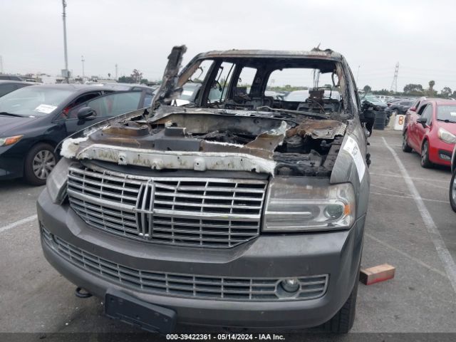 5LMJJ2H52EEL08612 Lincoln Navigator