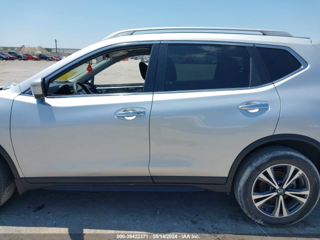 Nissan ROGUE SV 2019 5N1AT2MT8KC752781 Image 14