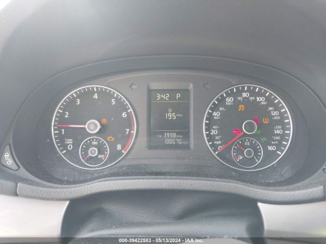 1VWAT7A38FC115009 Volkswagen Passat 1.8t Limited Edition