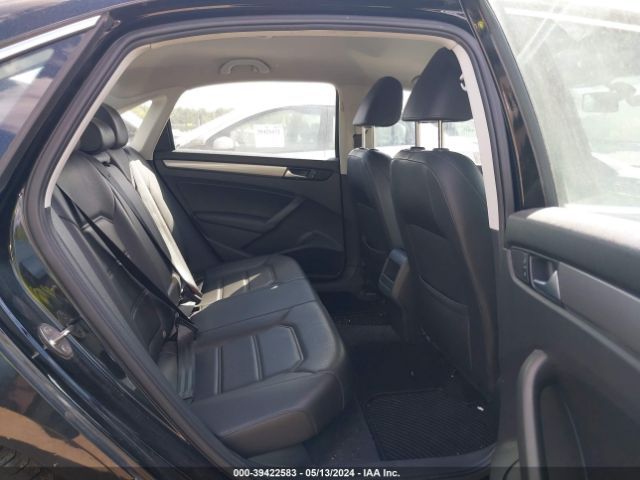 1VWAT7A38FC115009 Volkswagen Passat 1.8t Limited Edition