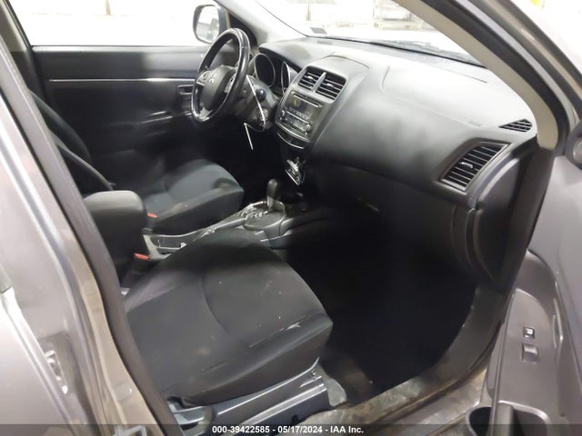 4A4AP3AU2FE001173 Mitsubishi Outlander Sport Es