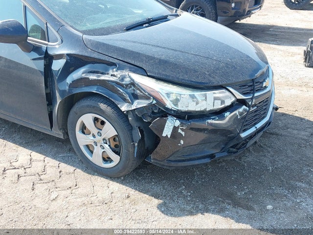 Chevrolet Cruze Ls Auto 2017 1G1BC5SM8H7123635 Image 6