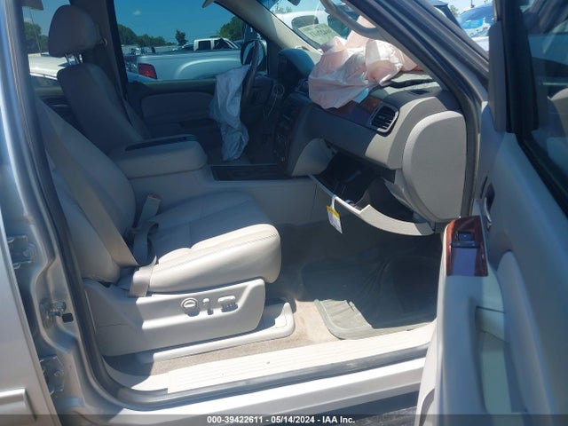 Chevrolet Suburban 1500 Lt 2014 1GNSCJE09ER165733 Image 5