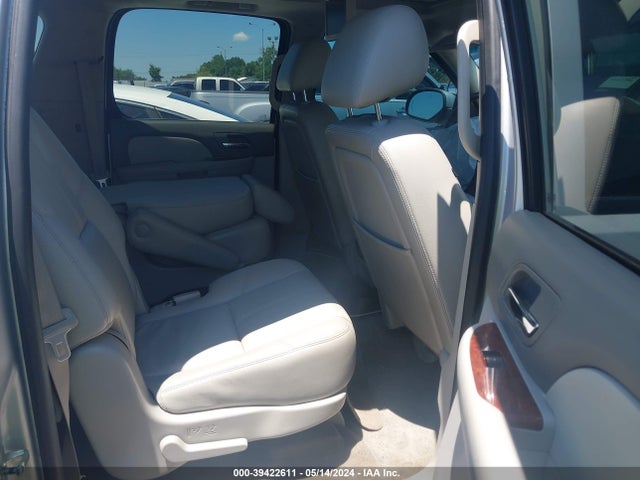 Chevrolet Suburban 1500 Lt 2014 1GNSCJE09ER165733 Image 8