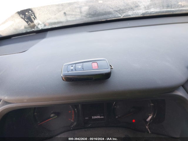 Toyota 4RUNNER SR5 2022 JTEEU5JR5N5276605 Image 11