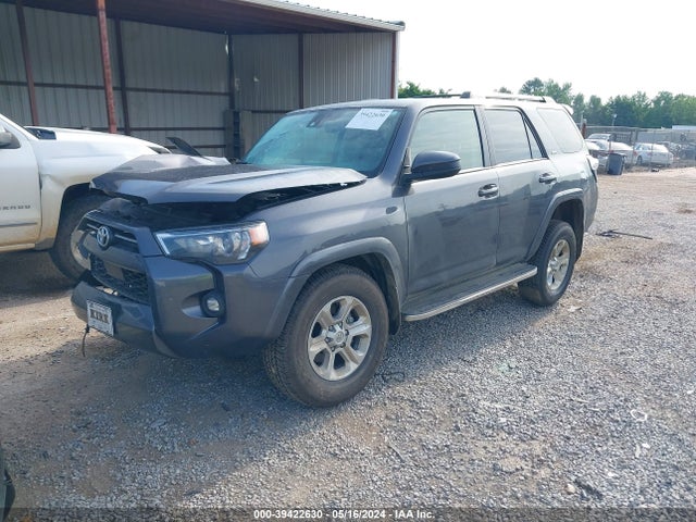 Toyota 4RUNNER SR5 2022 JTEEU5JR5N5276605 Image 2