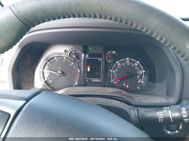 Toyota 4RUNNER SR5 2022 JTEEU5JR5N5276605 Image 7