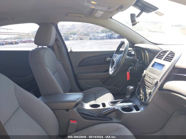 Chevrolet MALIBU LS 2015 1G11B5SL5FF205816 Image 5