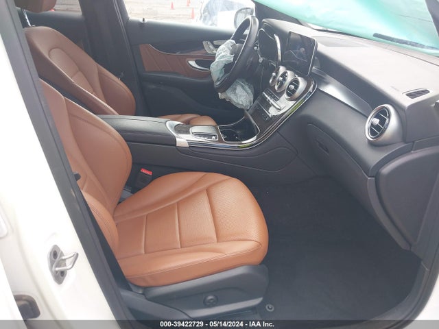 W1N0G8DB7NV362495 Mercedes-Benz Glc 300 Suv