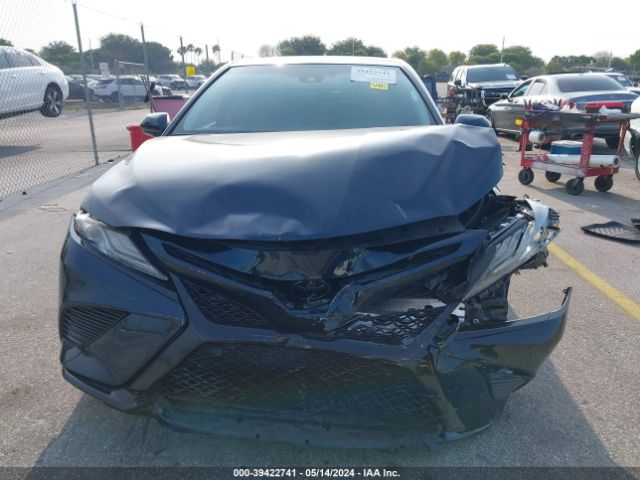 4T1B61HK4JU536975 Toyota CAMRY XSE