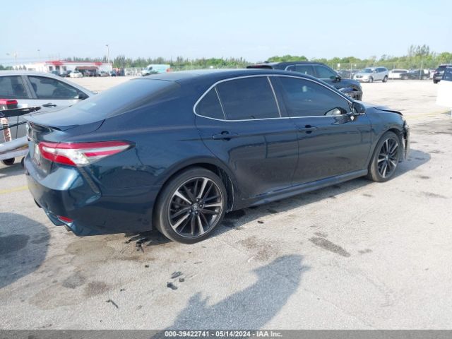 4T1B61HK4JU536975 Toyota CAMRY XSE