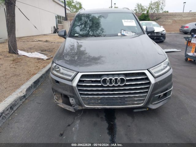 WA1AHAF70KD016566 Audi Q7 45 Premium/45 Se Premium