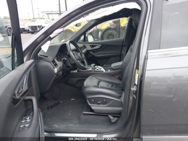 WA1AHAF70KD016566 Audi Q7 45 Premium/45 Se Premium