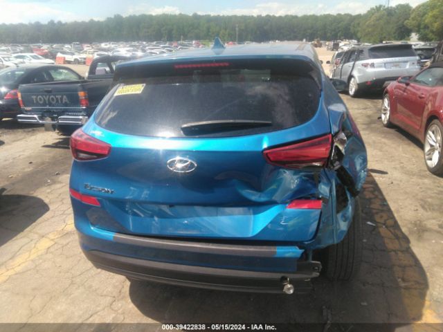 KM8J23A44MU322832 Hyundai TUCSON SE