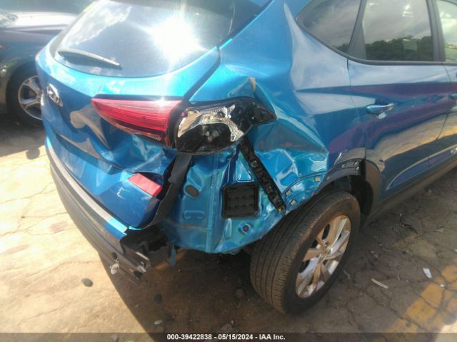 KM8J23A44MU322832 Hyundai TUCSON SE