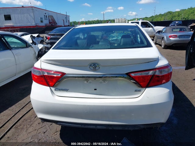 Toyota CAMRY SE 2015 4T1BF1FK2FU042091 Image 16