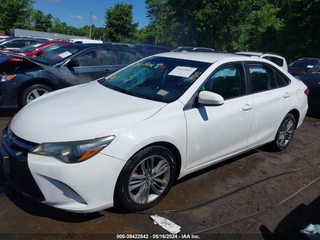 Toyota CAMRY SE 2015 4T1BF1FK2FU042091 Image 2