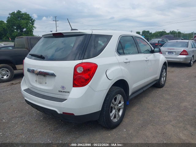 Chevrolet EQUINOX LS 2015 1GNALAEK2FZ103878 Image 4