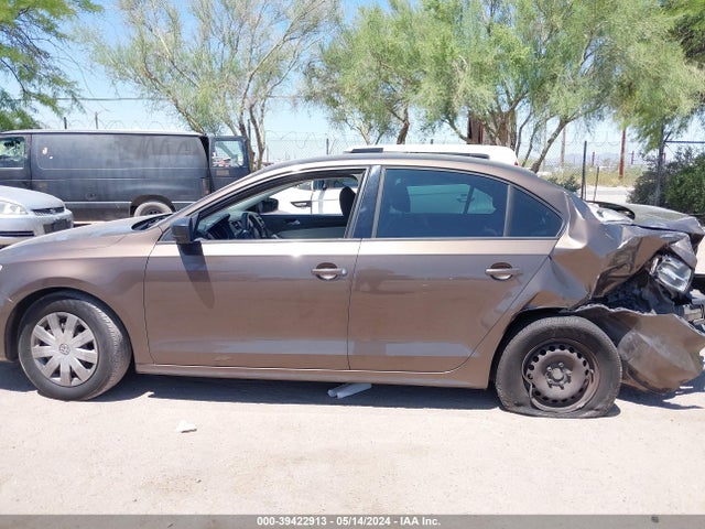 3VW1K7AJ2FM307185 Volkswagen Jetta 2.0l S