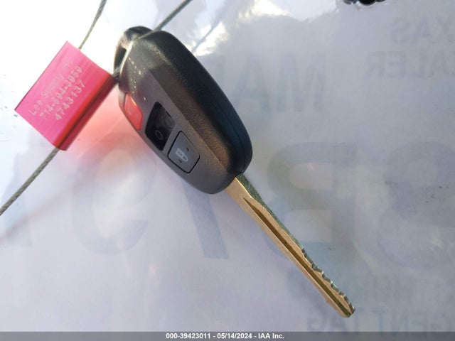 Toyota RAV4 LE 2015 2T3ZFREV9FW200670 Image 11