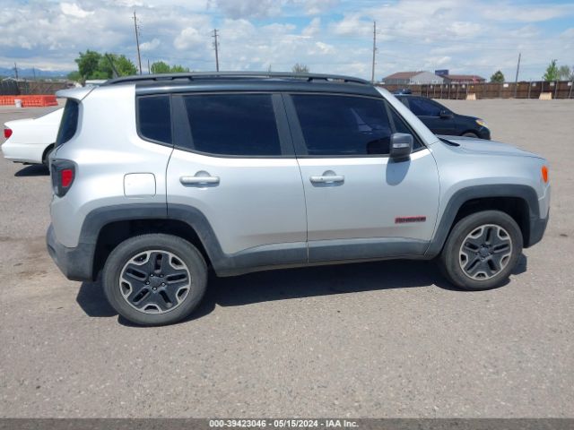 ZACCJBCT2GPD54988 Jeep Renegade Trailhawk
