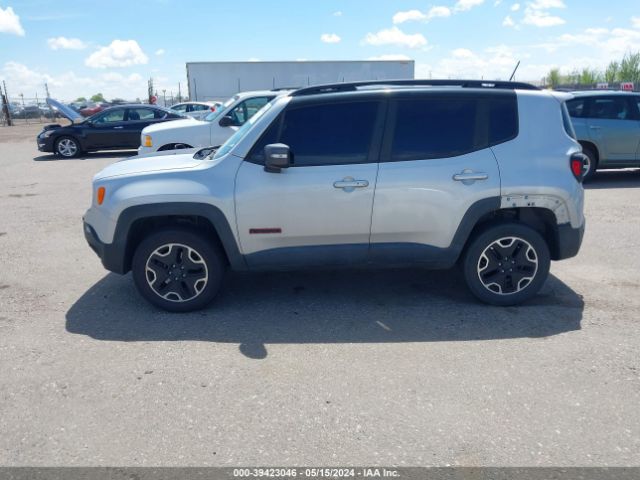 ZACCJBCT2GPD54988 Jeep Renegade Trailhawk