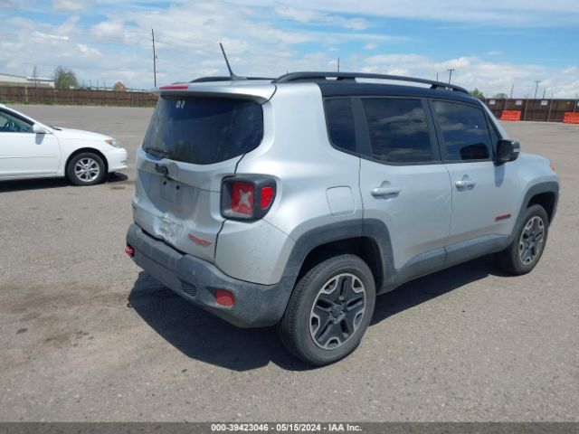 ZACCJBCT2GPD54988 Jeep Renegade Trailhawk