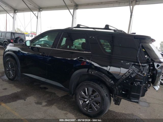 5N1DR3BA7NC251453 Nissan Pathfinder Sv 2wd