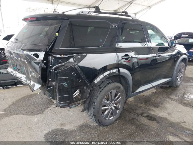 5N1DR3BA7NC251453 Nissan Pathfinder Sv 2wd