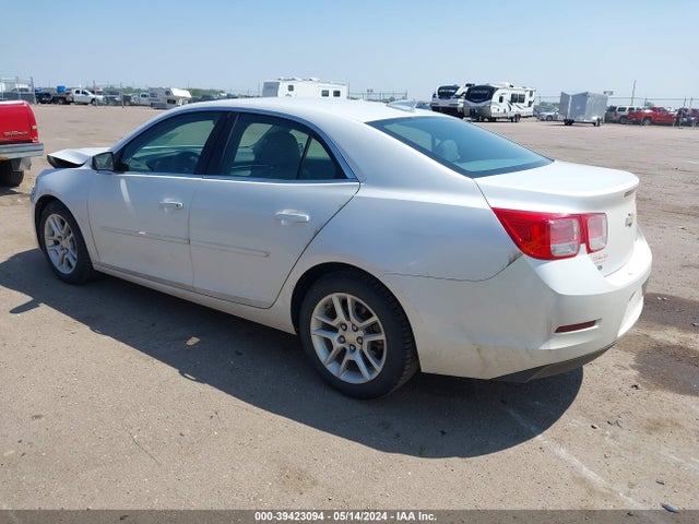 Chevrolet MALIBU 1LT 2015 1G11C5SL7FF128542 Image 3