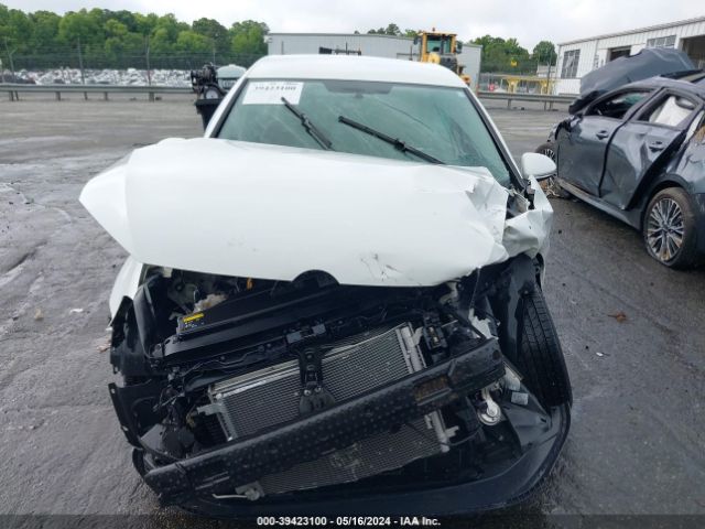 3VW217AU2FM015487 Volkswagen Golf Tsi S 4-door