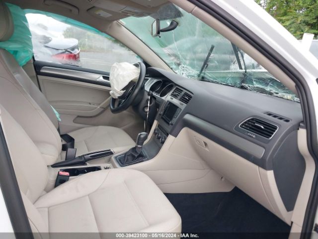 3VW217AU2FM015487 Volkswagen Golf Tsi S 4-door