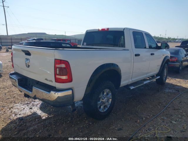 3C6UR5CJ5MG516470 RAM 2500 Tradesman  4x4 6'4 Box