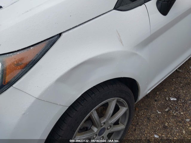 Ford FIESTA SE 2017 3FADP4BJ5HM168225 Image 6
