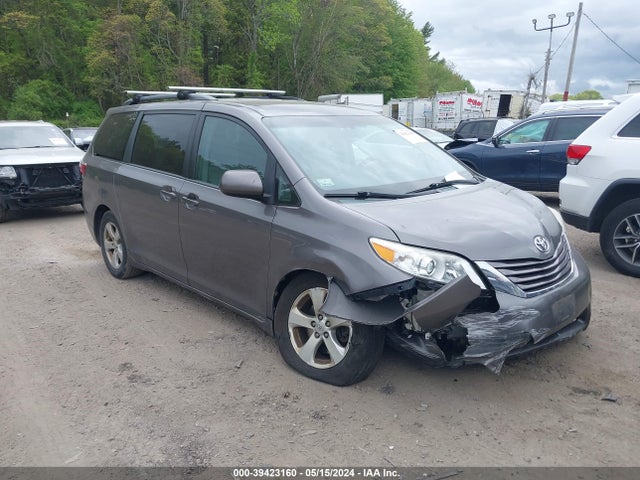 Toyota Sienna Le 8 Passenger 2015 5TDKK3DCXFS542852 zdjęcie główne
