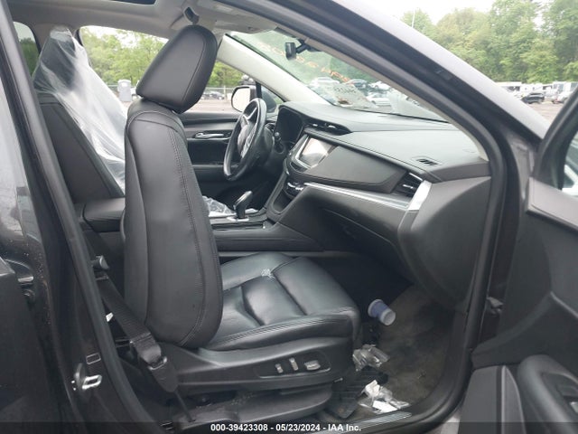 1GYKNDRS0HZ116161 Cadillac XT5 LUXURY