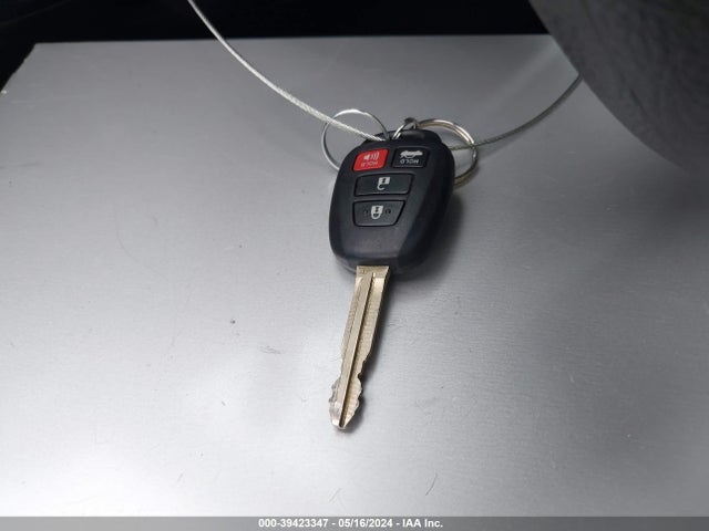 Toyota COROLLA LE 2015 5YFBURHE9FP272563 Image 11