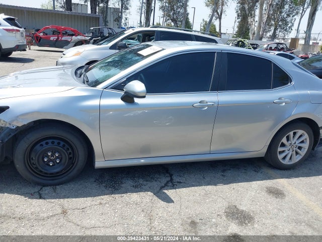 Toyota CAMRY LE 2022 4T1C11AK3NU717455 Image 15