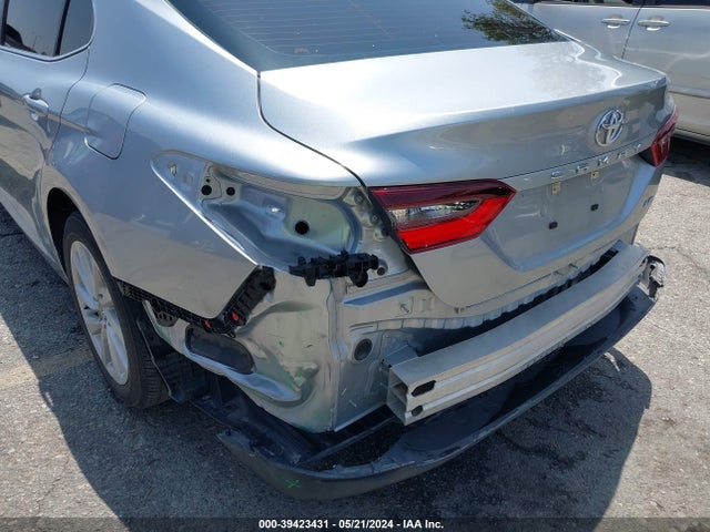 Toyota CAMRY LE 2022 4T1C11AK3NU717455 Image 18