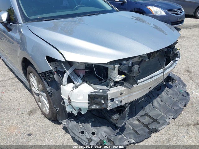 Toyota CAMRY LE 2022 4T1C11AK3NU717455 Image 6