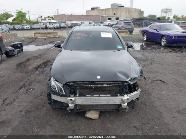 WDDZF4KB5HA036645 Mercedes-Benz E 300 4matic