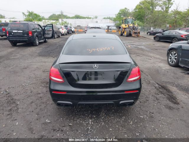 WDDZF4KB5HA036645 Mercedes-Benz E 300 4matic