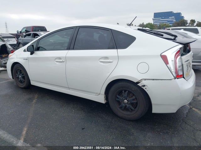 Toyota Prius Two 2015 JTDKN3DU5F1911341 Image 14