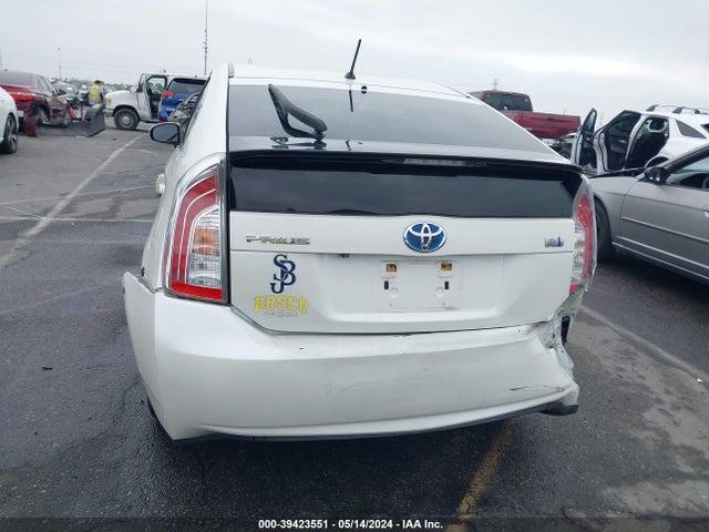 Toyota Prius Two 2015 JTDKN3DU5F1911341 Image 16