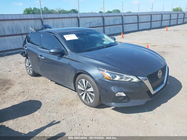 2019 1N4BL4DV7KC110144 main image