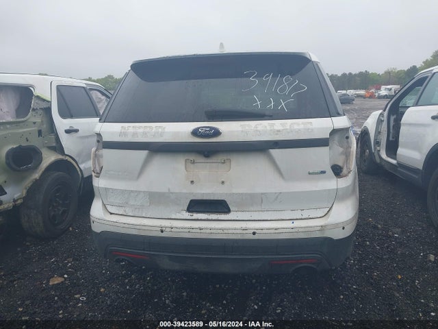 Ford Utility Police Interceptor 2017 1FM5K8AR7HGB40752 Image 16