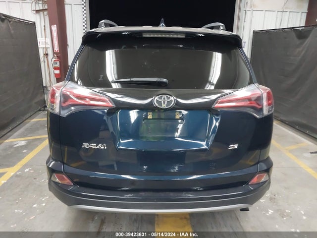 Toyota RAV4 SE 2017 JTMNFREV0HJ722300 Image 16