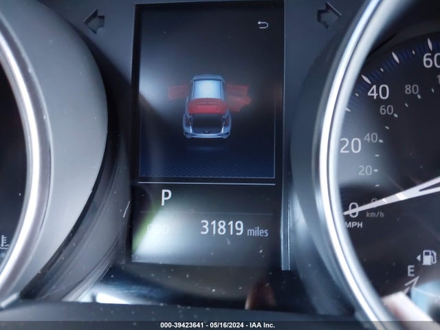 Toyota C-HR XLE 2019 NMTKHMBX8KR096395 Image 15