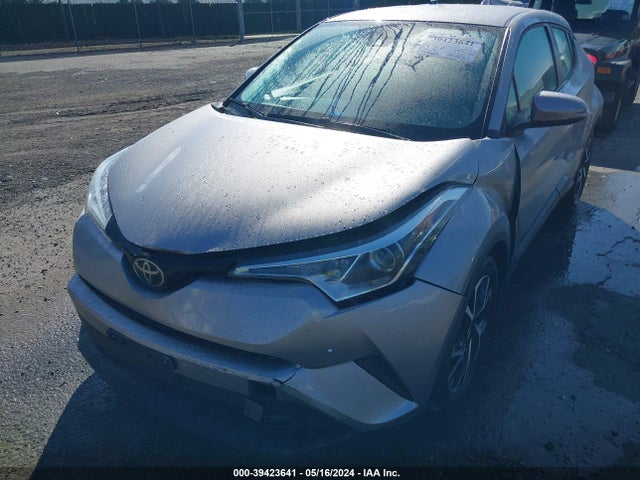 Toyota C-HR XLE 2019 NMTKHMBX8KR096395 Image 6